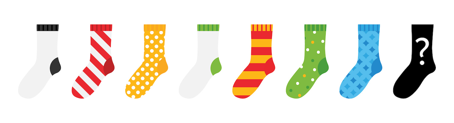différents modèles de chaussettes, le dernier avec un point d'interrogation